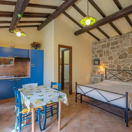 Apartment Il Giuncheto Apartments, Pool, Umbrian Countryside