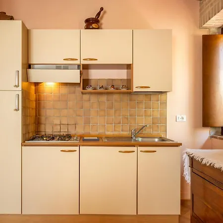 Il Giuncheto Apartments, Pool, Umbrian Countryside Apartment *