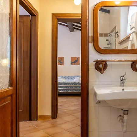 Il Giuncheto Apartments, Pool, Umbrian Countryside Apartment